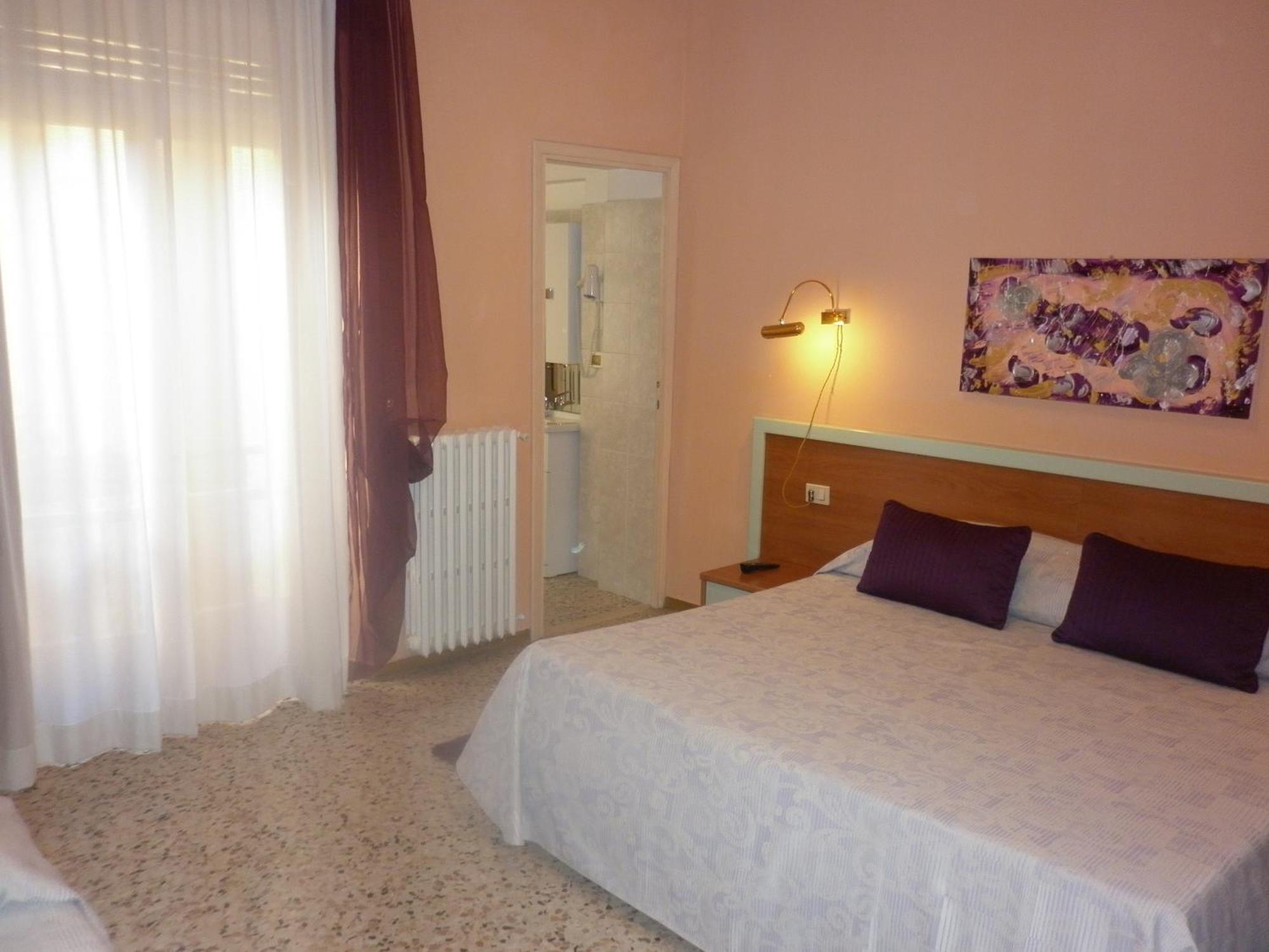 Hotel San Donnino Fidenza Room photo